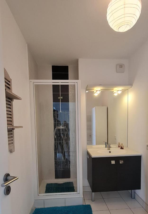Appartement Devant La Plage Avec Piscine Concarneau Ngoại thất bức ảnh